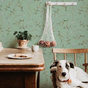 Papier peint botanique vert, papier peint floral vintage pour la cuisine ou le salon, revêtement mural de style cottage, décoration murale florale peel and stick