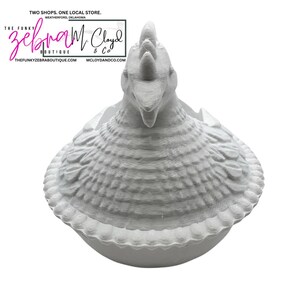 Farmhouse Chicken Hen on Nest Soap Holder - Vintage White image 4