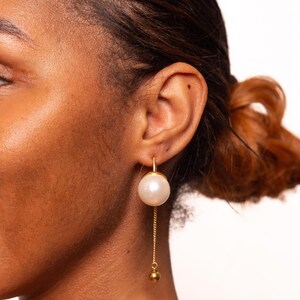 Pearl and Gold Drop Earring