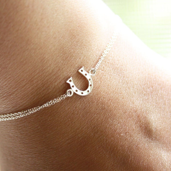 Lucky Horseshoe Bracelet, Graduation Gift for Her, Dainty Horse Shoe Charm Bracelet / Sterling Silver / Horseshoe Necklace / Anklet