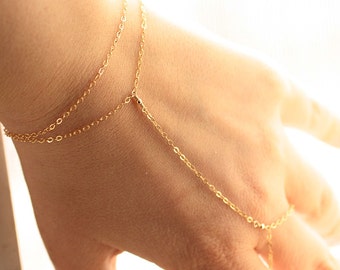 Delicate Finger Bracelet, Dainty Gold Filled Hand Chain, Minimalist Body Jewelry / Sterling Silver / Rose Gold