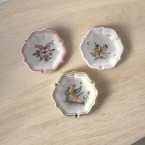 Vintage Faïence Small Flower Vase With Bird Detail Ceramic France