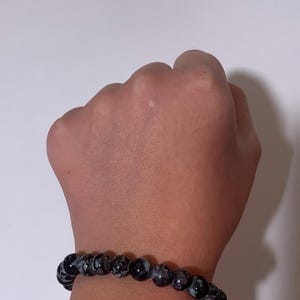 Black marble glass bead bracelet