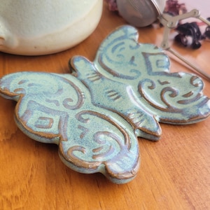 Butterfly Spoon Rest for Kitchen Countertop Coffee Bar Mariposa Holder in Green