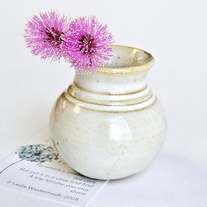 Mommy Pot Meaningful Miniature Pottery for Mother&#39;s Little Moments - Mini Flower Vase with Poem - Cream Pale Yellow