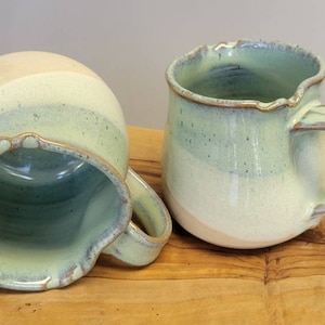Green & Off-White Pottery Mug Set – Unique Housewarming Gift for Couple – 14 oz Handmade Mugs