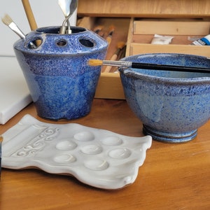 Handmade Artist Gift Set Ceramic Paint Palette Brush Holder and Rinse Bowl for Watercolor and Acrylic Painting Birthday or Graduation Gift