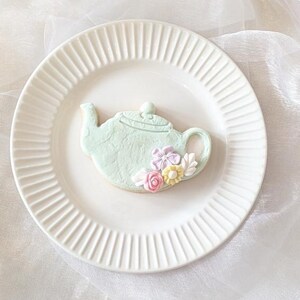 Teapot Cookie Cutter & Embosser – 8cm – Cute Tea Party Baking Tool