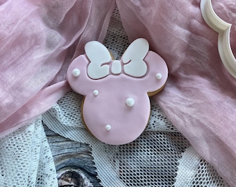 Mouse Ears with Bow Cookie Cutter and Fondant Stamp – 8cm Disney Inspired Baking Tool – Birthday & Party Cookies