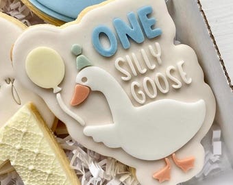 One Silly Goose Cookie Cutter & Fondant Embosser – Funny Birthday Embosser for Baby’s First Birthday, Party Treats, 1, 1st Birthday