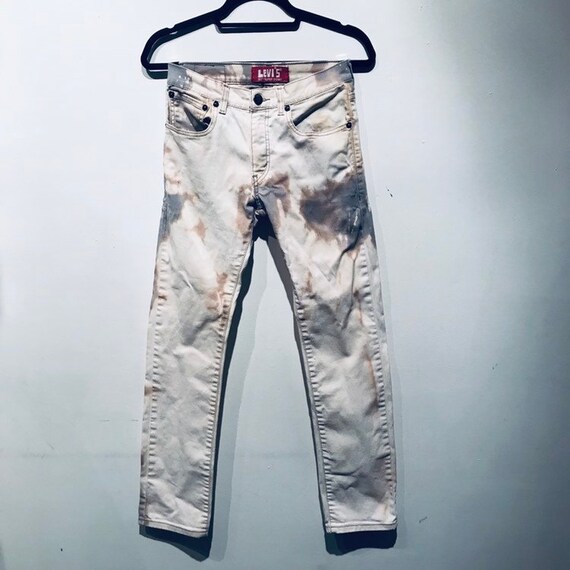levis bleached jeans