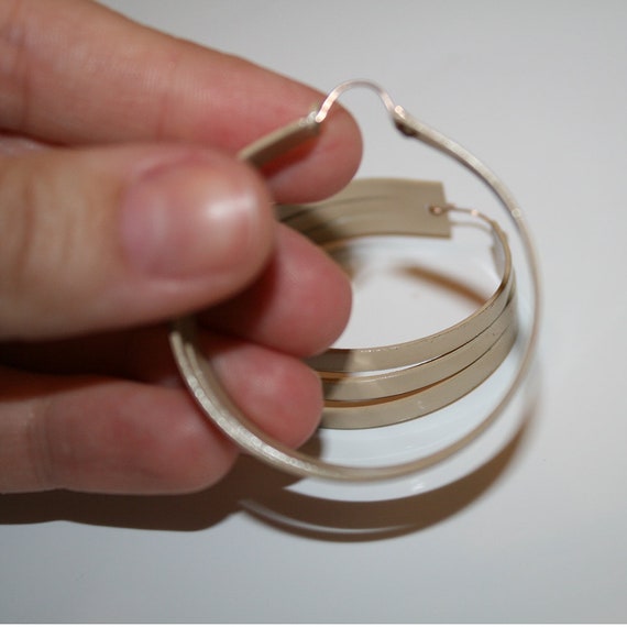 Vintage Triple Hoop Earrings - Vintage Beige 70s Triple Hoop