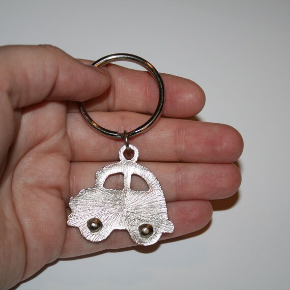 90s Vintage Enamel Buggy Car Keychain - retro key… - image 4