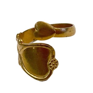 Vintage Heart Spoon Ring - copper spoon ring collectible spoons spoon collection 70s style ring utensil jewelry recycled