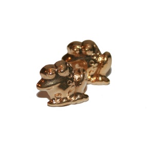 Vintage Gold Frog Studs - cute little froggy studs vintage earrings frog lover gift