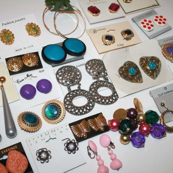 Loooooot De Boucles D'oreilles Vintage Et Fantaisie - Anciennes - Diverses