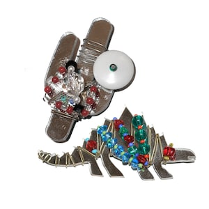 Vintage Mirrored Desert Brooch - wire wrapped cactus brooch lizard brooch beaded unique art teacher