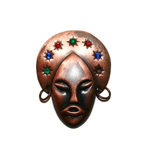 Vintage Unusual Fortune Teller Pin - vintage face pin strange collectible unusual fortune teller crystal ball pin brooch spooky cult