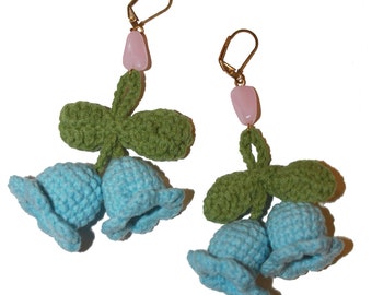 Pendientes Big Knit Blue Bellflower - pendientes de ganchillo de punto suave pendientes de flores florales cottage core pendientes grandes