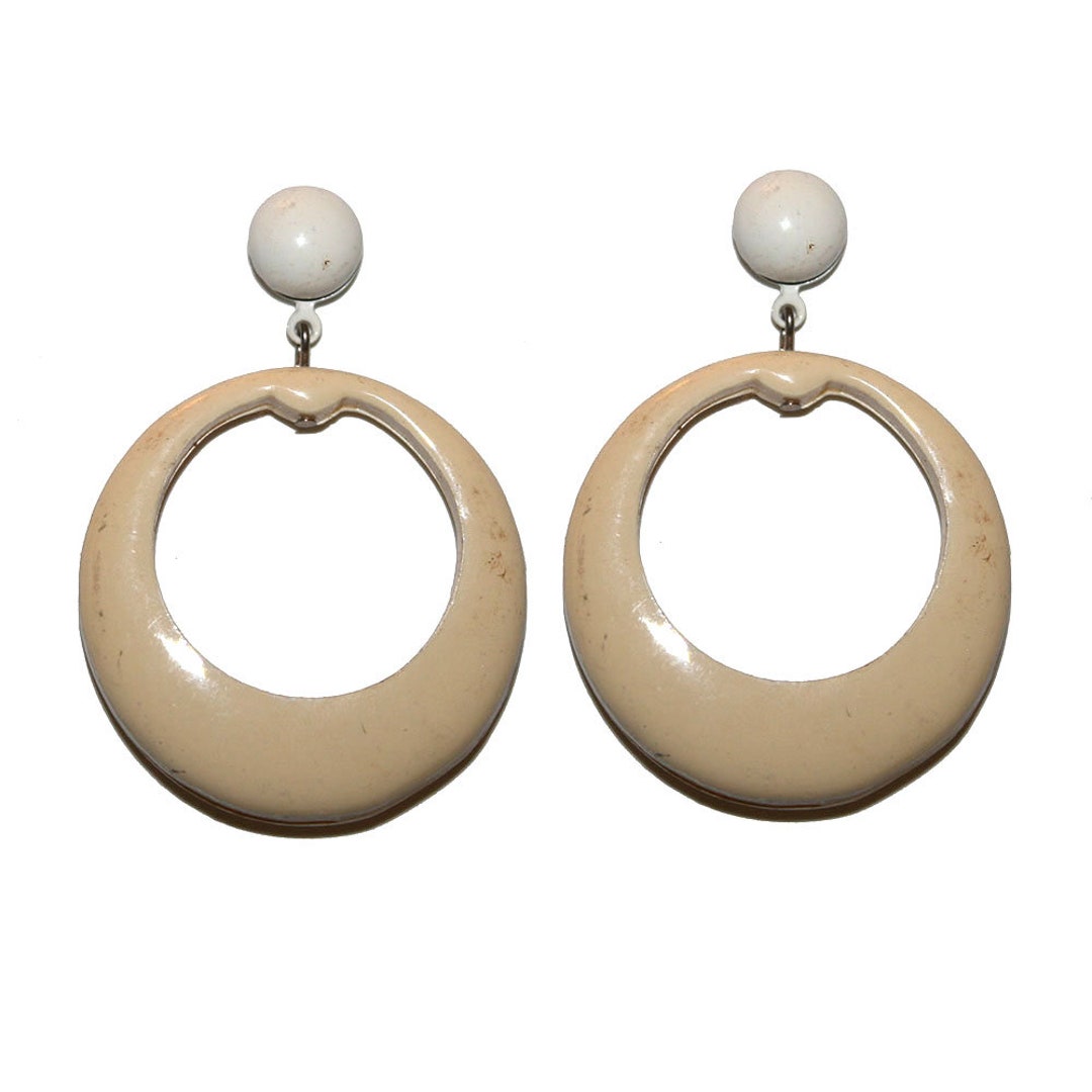 ◆VINTAGE HOLLYWOOD◆ Bumpy Round Earrings VH239OEA003B Vintage Hobe Round Clip on Earrings, 1950s Gold Tone Mesh