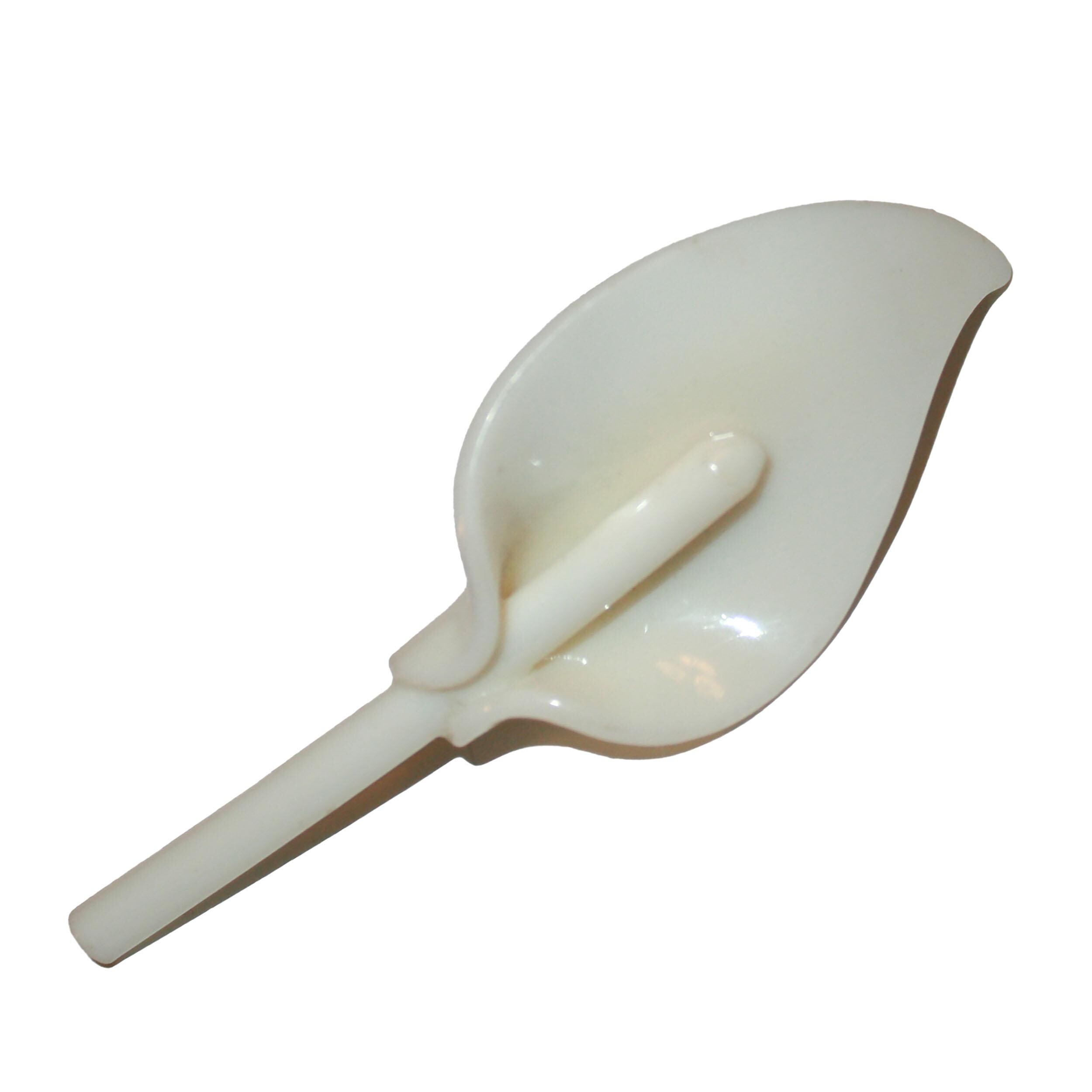 Large Vintage White Calla Lily Brooch - beautiful floral lily brooch white plastic lucite lily flowers