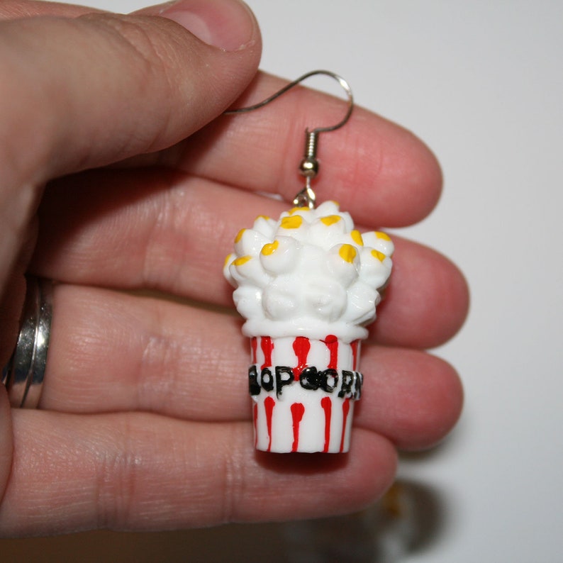 Super Kitsch Popcorn Earrings vintage kitsch popcorn movies drive in movies earrings junk food kawaii mini food earrings movie date