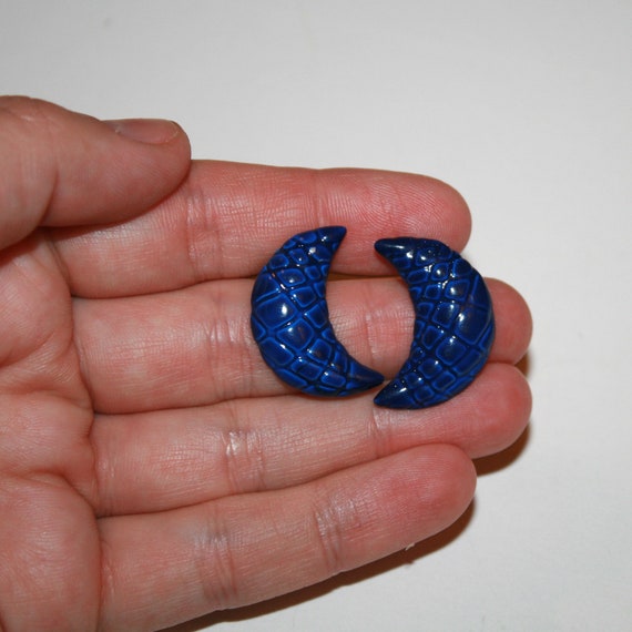 Vintage 90's Textured Blue Moon Earrings - Moon e… - image 3