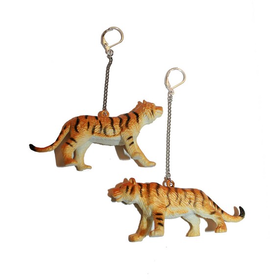 plastic tiger toy