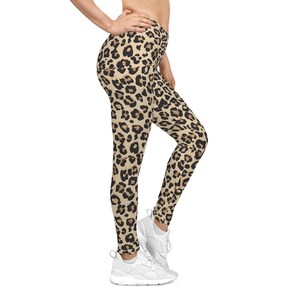 Animal Skin Women&#39;s Leggings, Safari Print Yoga Pants, Jungle Pattern Workout Tights, Leopard Print Athletic Bottoms, Cheetah Leggings for