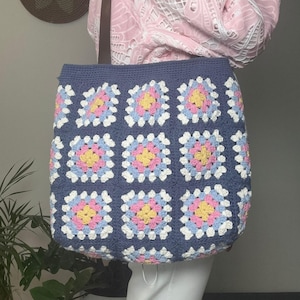Handmade Crochet Tote Bag - Boho Granny Square Shoulder Bag - Large Colorful Motif Purse - Hippie Festival Bag -Crochet Granny Square Bag -