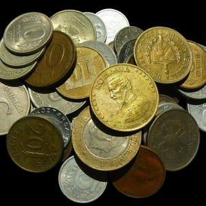 Sets of world coins
