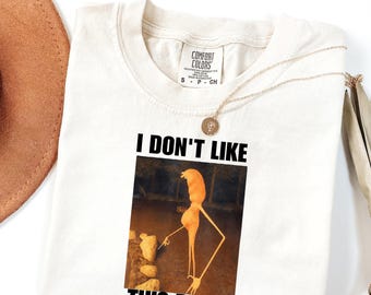 Camiseta Comfort Colors® Marcus el Gusano / Camiseta "No me gusta esta roca" / Camiseta con el meme de Marcus el Gusano / Camisetas con memes divertidos / Camisetas de Brain Rot