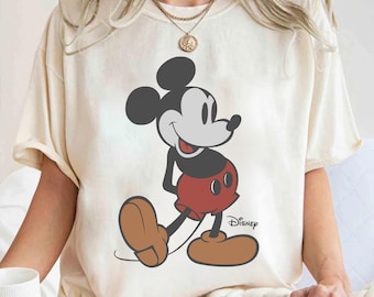 Disney Mickey Mouse Classic Pose Vintage Portrait T-Shirt, Mickey & Friends Tee, WDW Disneyland Family Holiday Vacation Girl Trip Shirt