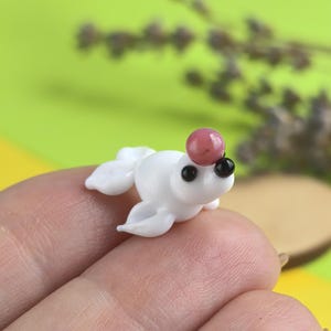 Tiny glass animals Miniature seal figurine for aquarium and terrarium decor