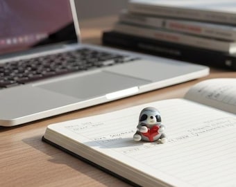 Glass sloth with heart figurine for desk decoration