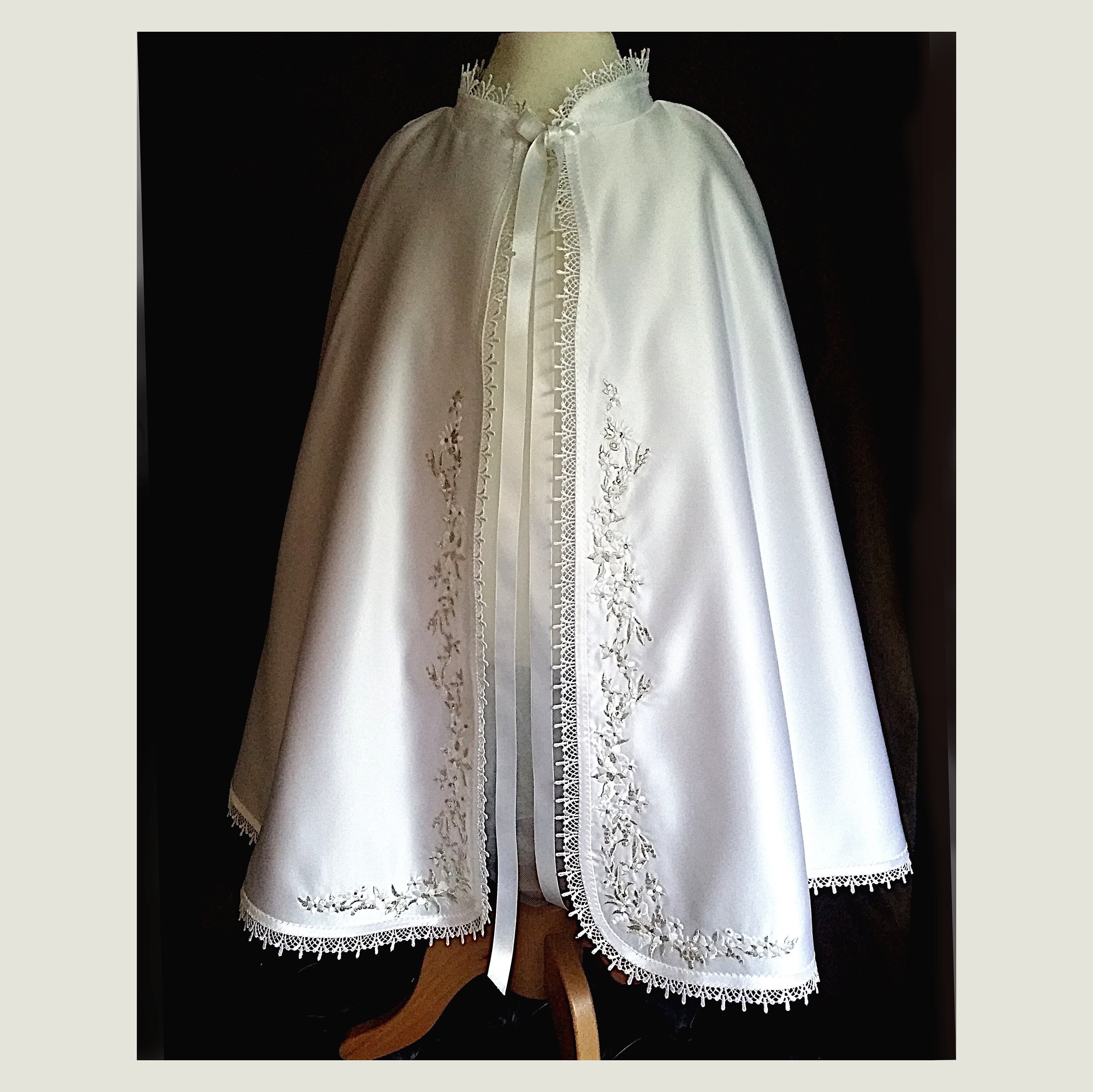 princess charlotte baptism dress PHOTOS: Britain's Princess Charlotte christened at church on queen's estate