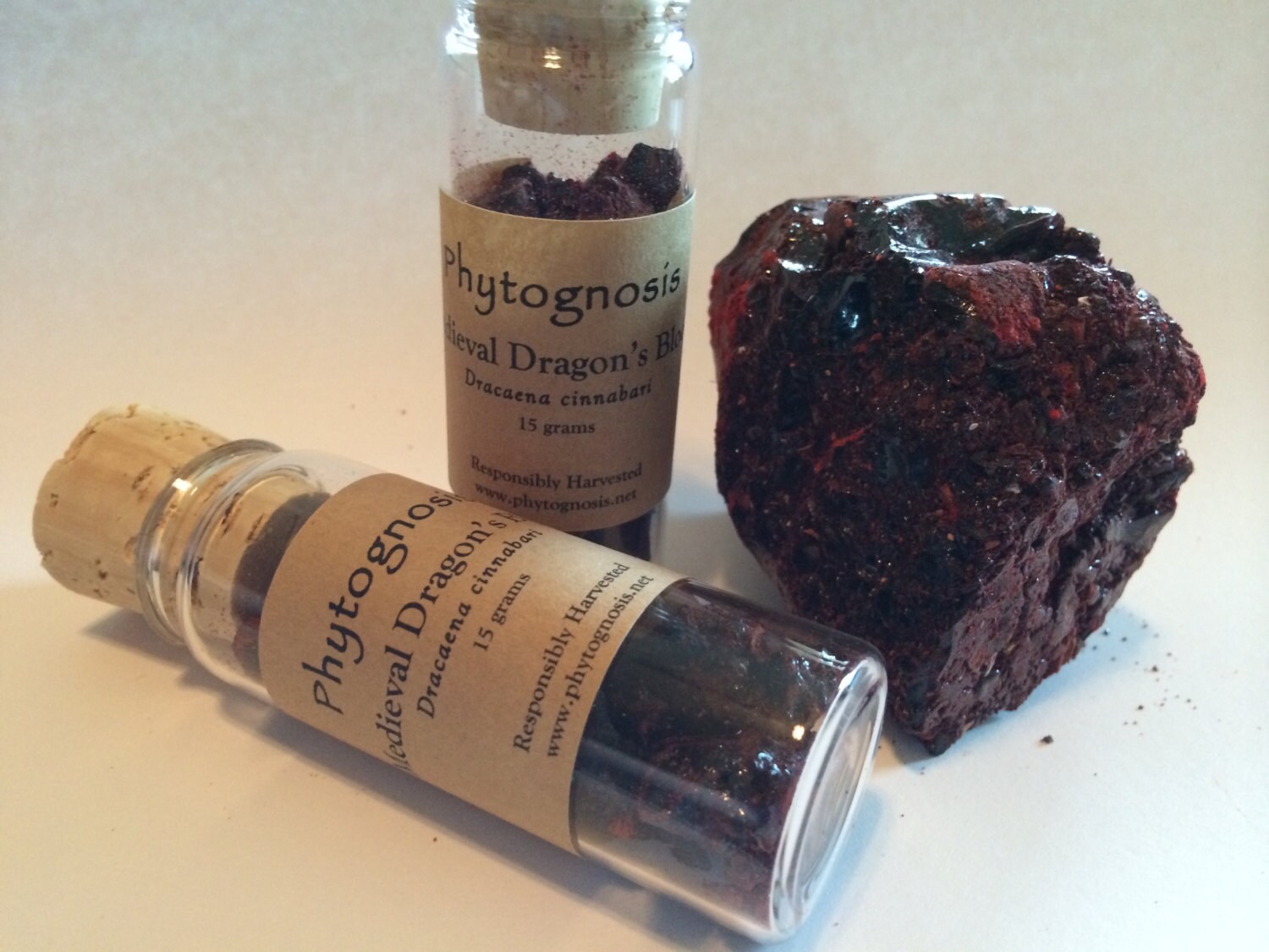 Medieval Dragon's Blood Resin (Dracaena cinnabari) - Used for mak…