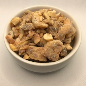 Siam Benzoin Resin - Used in Magick, witchcraft, and to add strong vanilla scents to incense