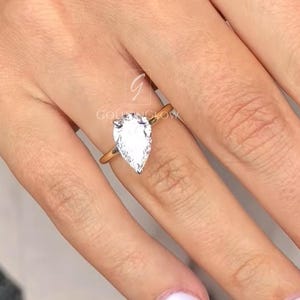 Lab Grown Pear Cut Diamond Ring, Engagement Ring, Pear Cut Ring, Gift For her, Anniversary Gift, Unique Bridal Ring, Pear Ring