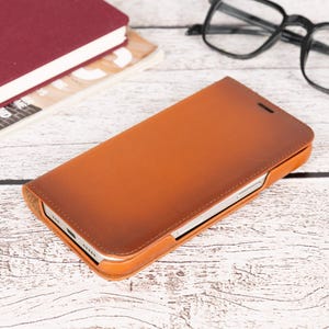 Capa de couro tipo fólio para iPhone 16 Pro Max / 16 Pro - Visualização viva-voz, compartimentos para cartão, carregamento sem fio, proteção elegante e durável - Presente
