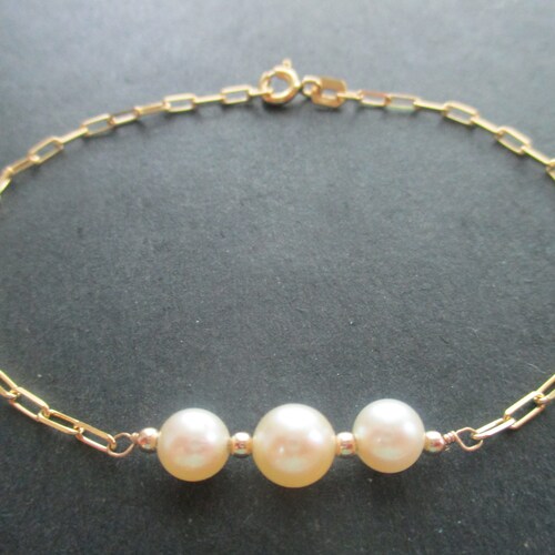 14k solid gold bracelet- triple shops pearl- paper clip chain- 7
