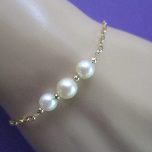 14k solid gold bracelet- triple shops pearl- paper clip chain- 7