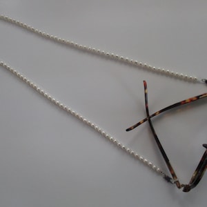 Freshwater pearl beaded sunglasses eyeglasses chain