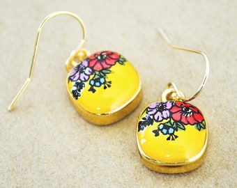 Gold Flower Earrings - Lightweight Square Enamel Drop Earrings
