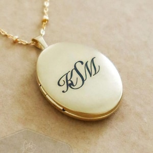 Monogramm Gravierte Gold Locket Halskette - Personalisiert mit Buchstaben, Initiale oder besondere Datum