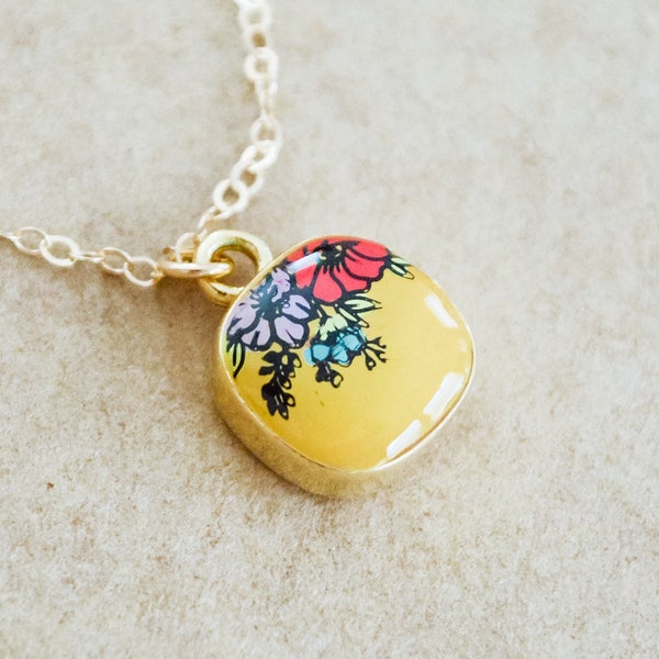 Wildflower Poppy Bouquet Illustration Necklace - Gold Bezel Pendant