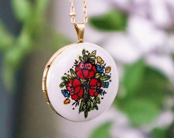 Large Round Gold Filled Floral Locket Necklace