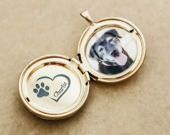 Dog Heart Paw Print Engraving - Pet Portrait Locket - Personalized Memorial Gift