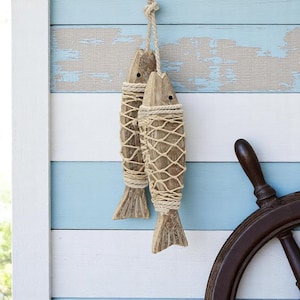 Hand Carved Wooden Fish Wall Hanging: Fisherman Decor