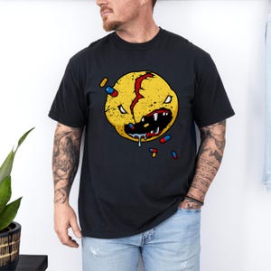 Cyberpunk 2077 Gildan Shirt V’s Favorite Graphic Tee Arasaka Streetwear-Inspired T-Shirt DystopianGaming Merch Edgerunners Aesthetic Apparel